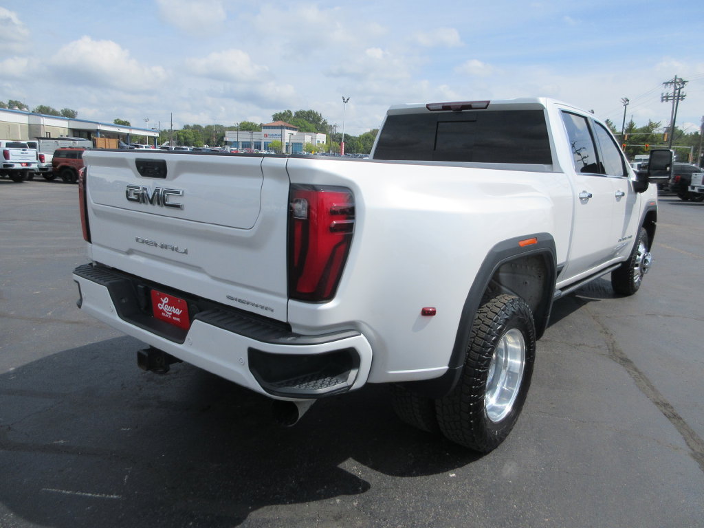 Certified 2024 GMC Sierra 3500 Denali Ultimate AWD/4WD image 6