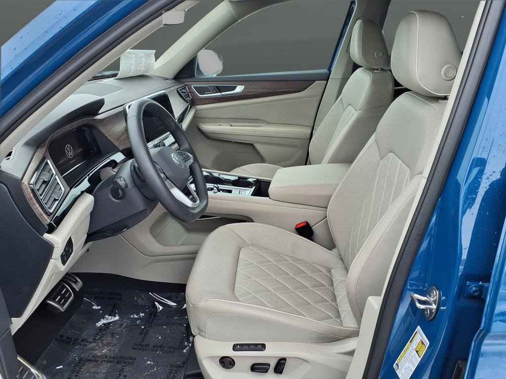 Used 2025 Volkswagen Atlas SEL Premium R-Line image 13