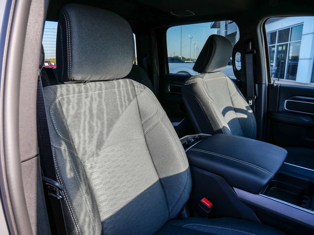 New 2026 RAM 3500 Big Horn AWD/4WD image 20