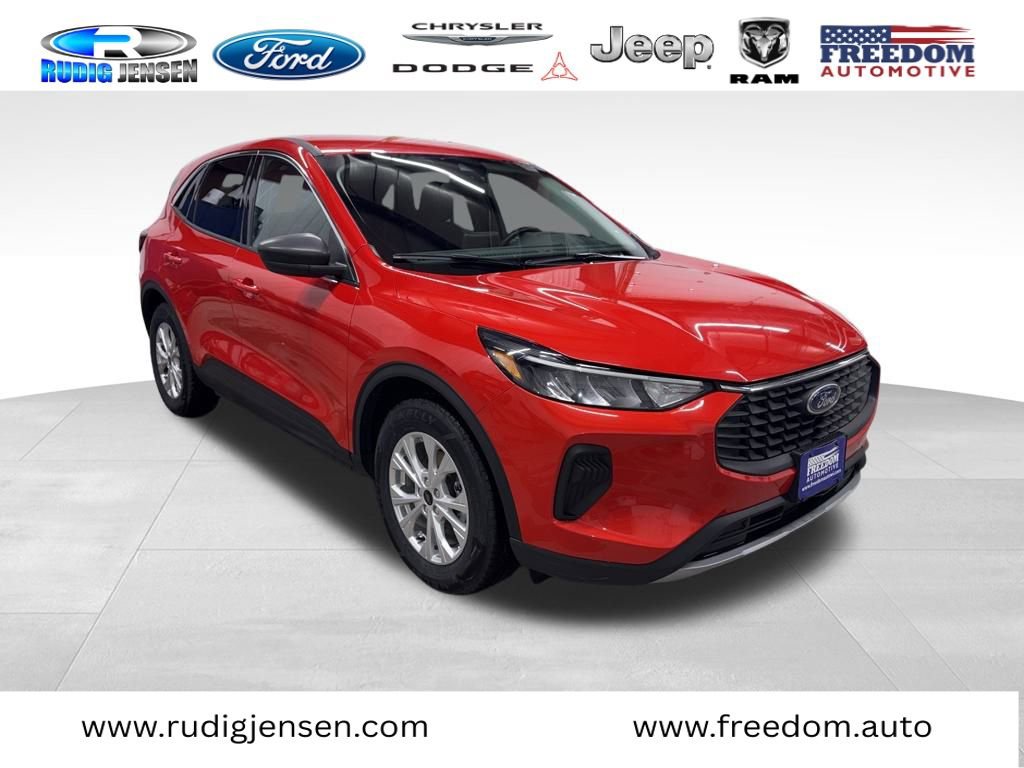 Used 2024 Ford Escape Active w/ Cold Weather Package image 1