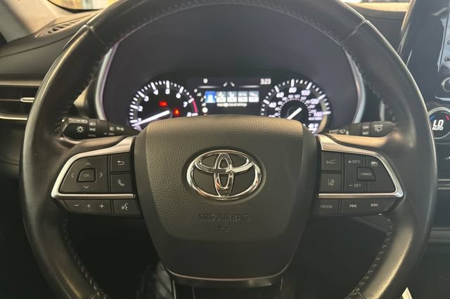 Certified 2020 Toyota Highlander XLE FWD image 29