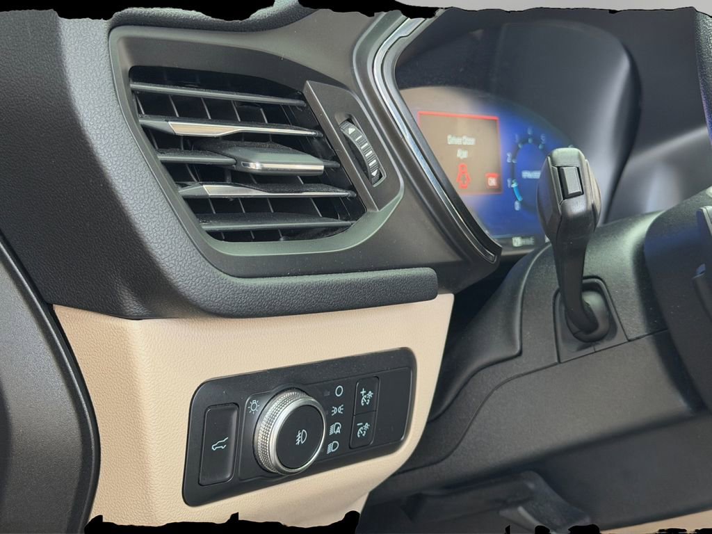 Used 2020 Ford Escape Titanium image 23