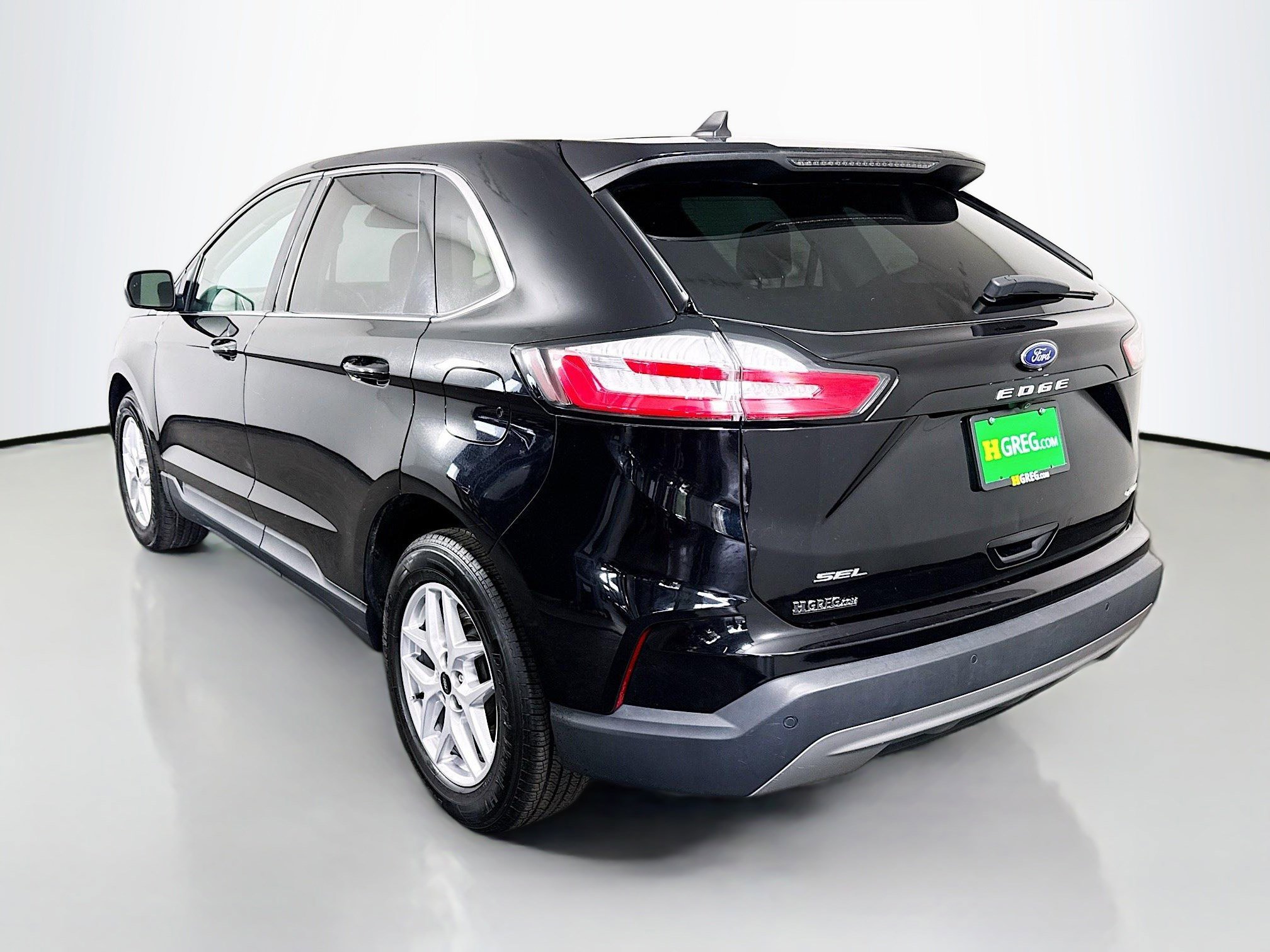 Used 2023 Ford Edge SEL image 7