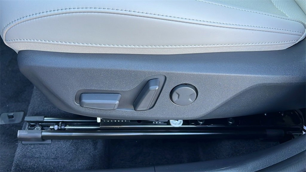 New 2025 Kia Niro EX image 12