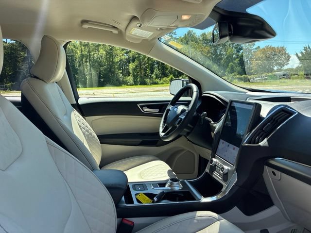 Used 2024 Ford Edge Titanium AWD/4WD image 23