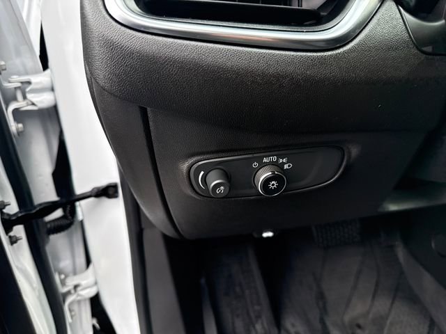 Used 2024 Chevrolet Equinox LT w/ LPO, Floor Liner Package image 15