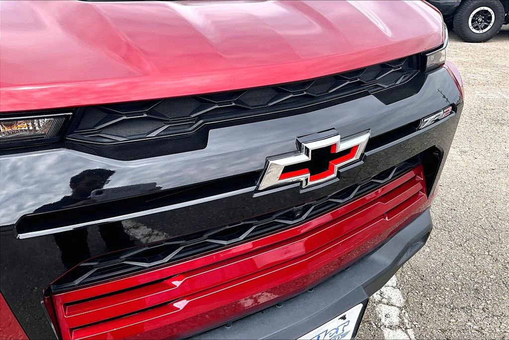 Used 2023 Chevrolet Colorado ZR2 w/ ZR2 Convenience Package III image 29