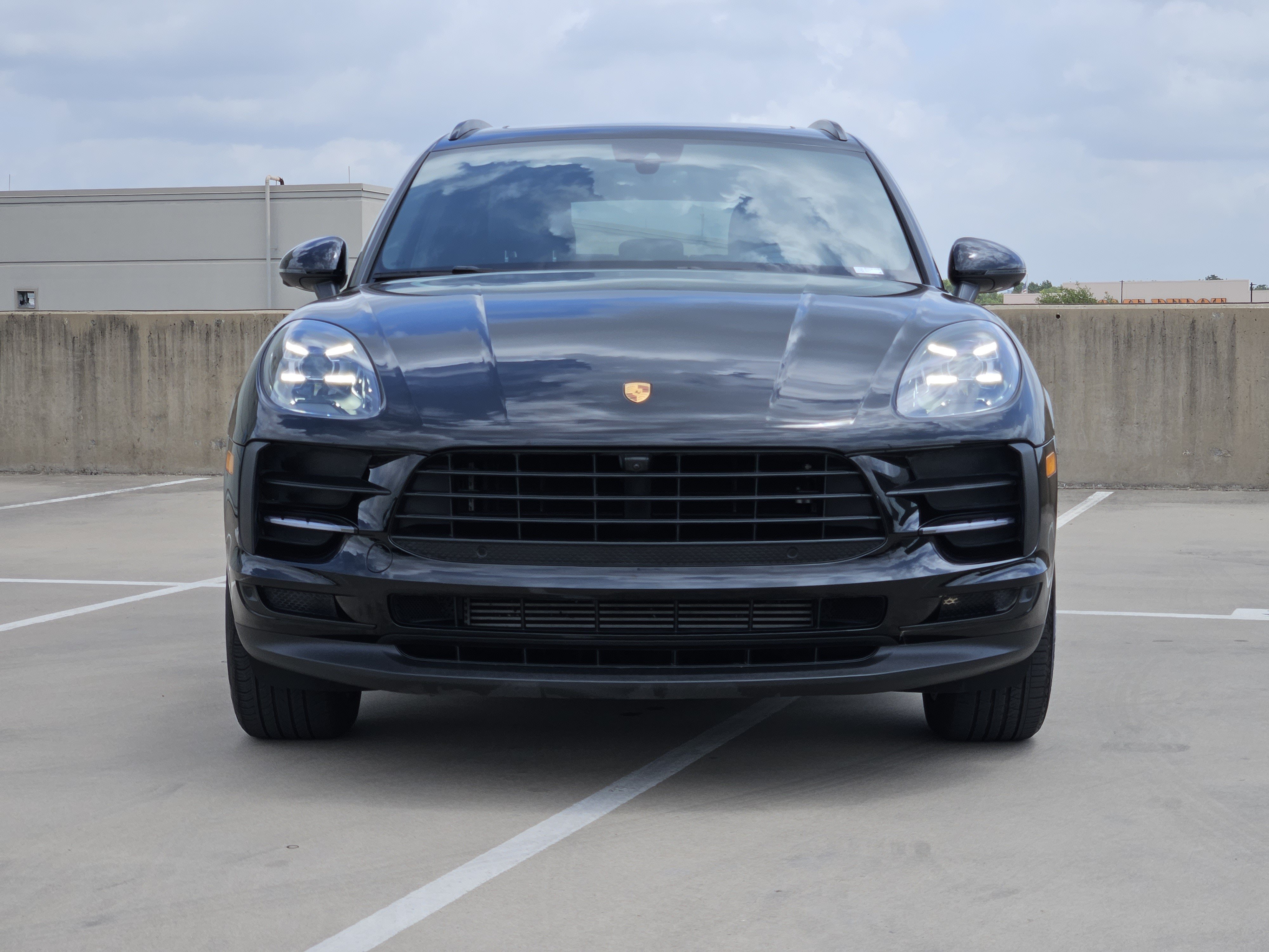 Certified 2021 Porsche Macan AWD/4WD image 11