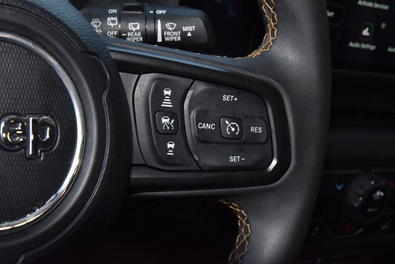 Used 2024 Jeep Wrangler Sport AWD/4WD image 23