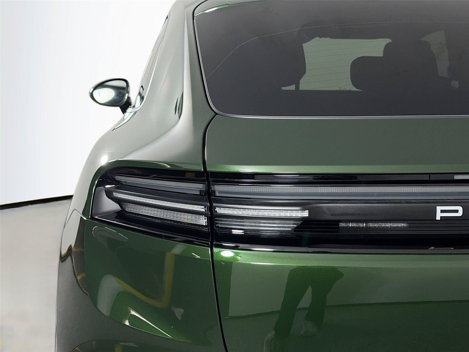 Certified 2026 Porsche Macan Electric RWD image 16
