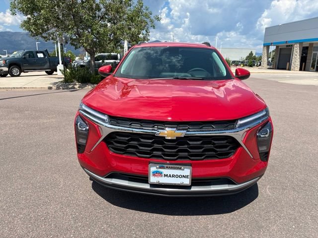 New 2026 Chevrolet Trax LT w/ Driver Confidence Package FWD image 2