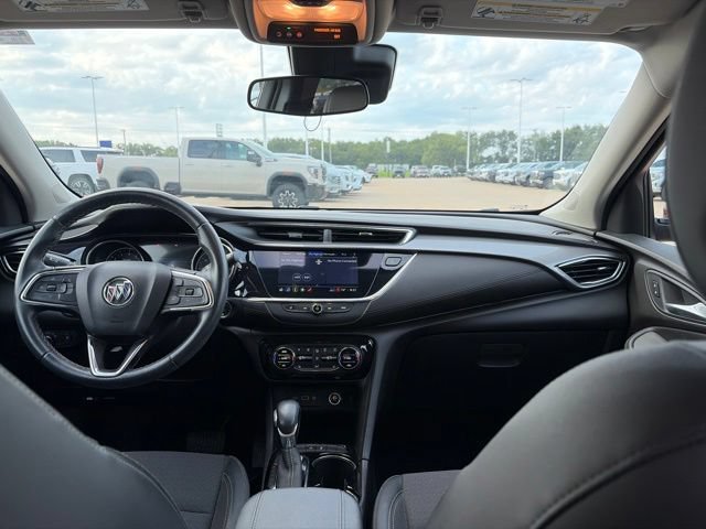 Used 2021 Buick Encore GX Select w/ Sport Touring Package FWD image 21