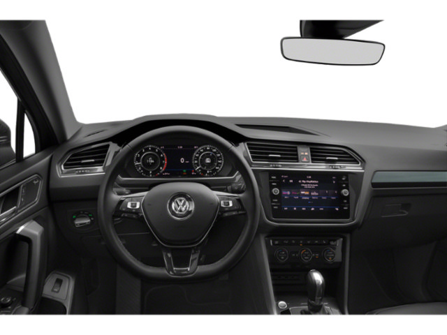 Used 2018 Volkswagen Tiguan SEL Premium AWD/4WD image 4