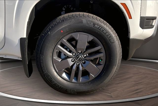 New 2026 Nissan Frontier SV w/ Tow Package image 11
