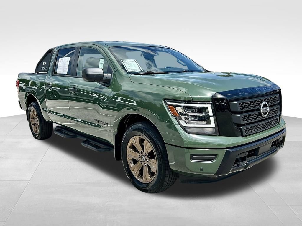 Certified 2024 Nissan Titan SV w/ SV Bronze Edition Package image 3