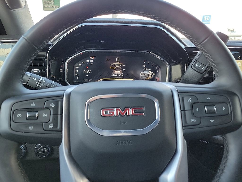 Used 2024 GMC Sierra 1500 Elevation w/ LPO, Elevation Black Package image 15