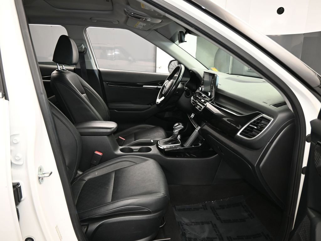 Used 2021 Kia Seltos EX image 43