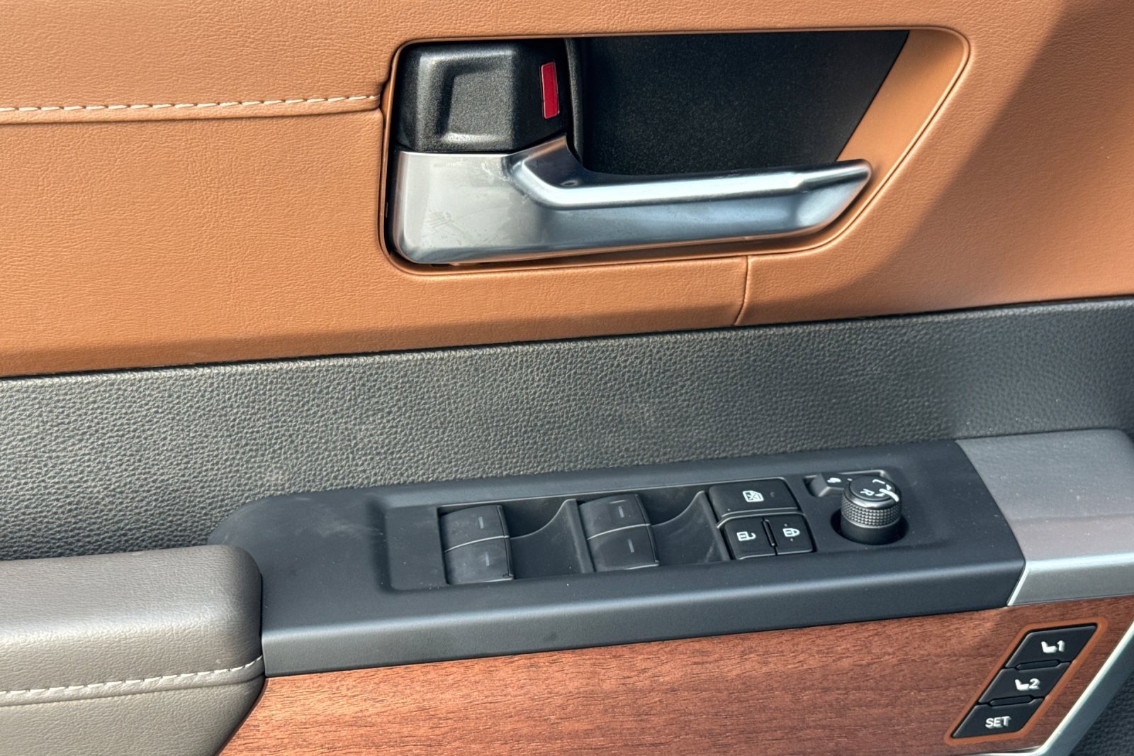 Used 2025 Toyota Tundra 1794 Edition image 15