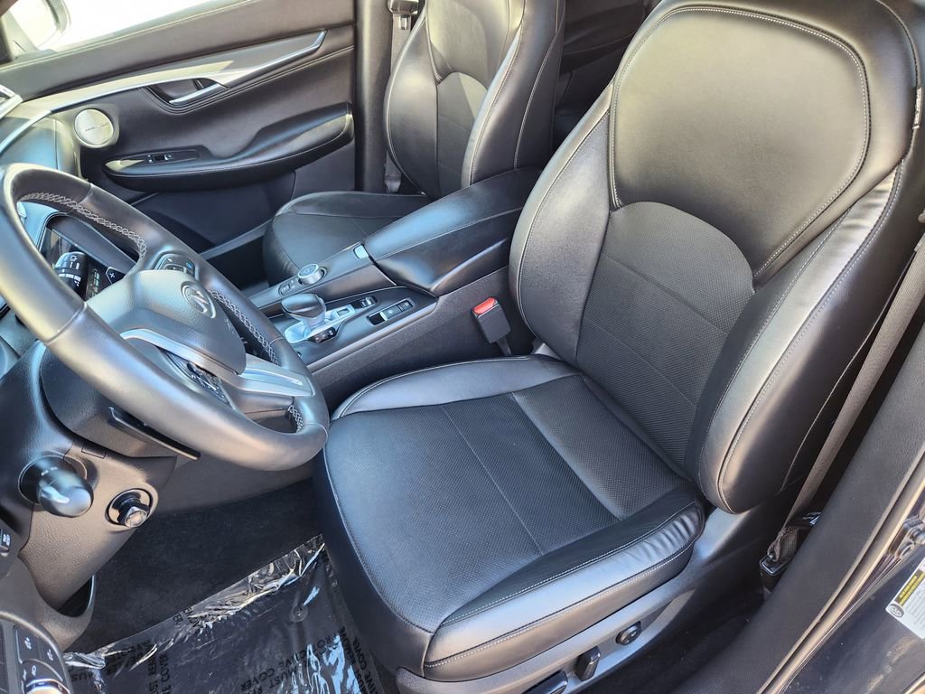 Used 2023 INFINITI QX55 Essential image 10