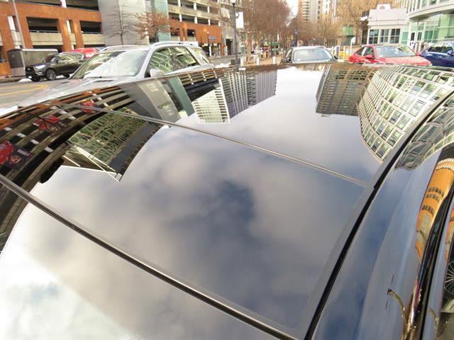 Used 2023 Bentley Flying Spur W12 image 29