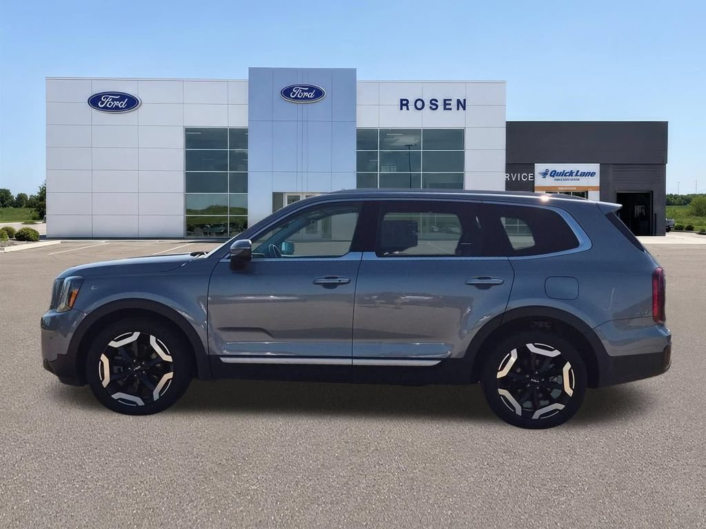 Used 2025 Kia Telluride S AWD/4WD image 6