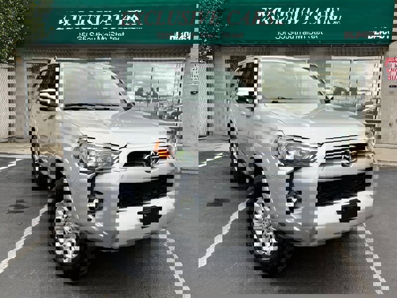 Used 2024 Toyota 4Runner SR5 Premium image 1
