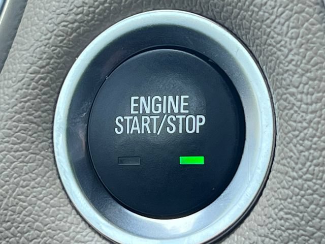 Used 2023 Chevrolet Traverse LT w/ LPO, Cargo Package AWD/4WD image 32