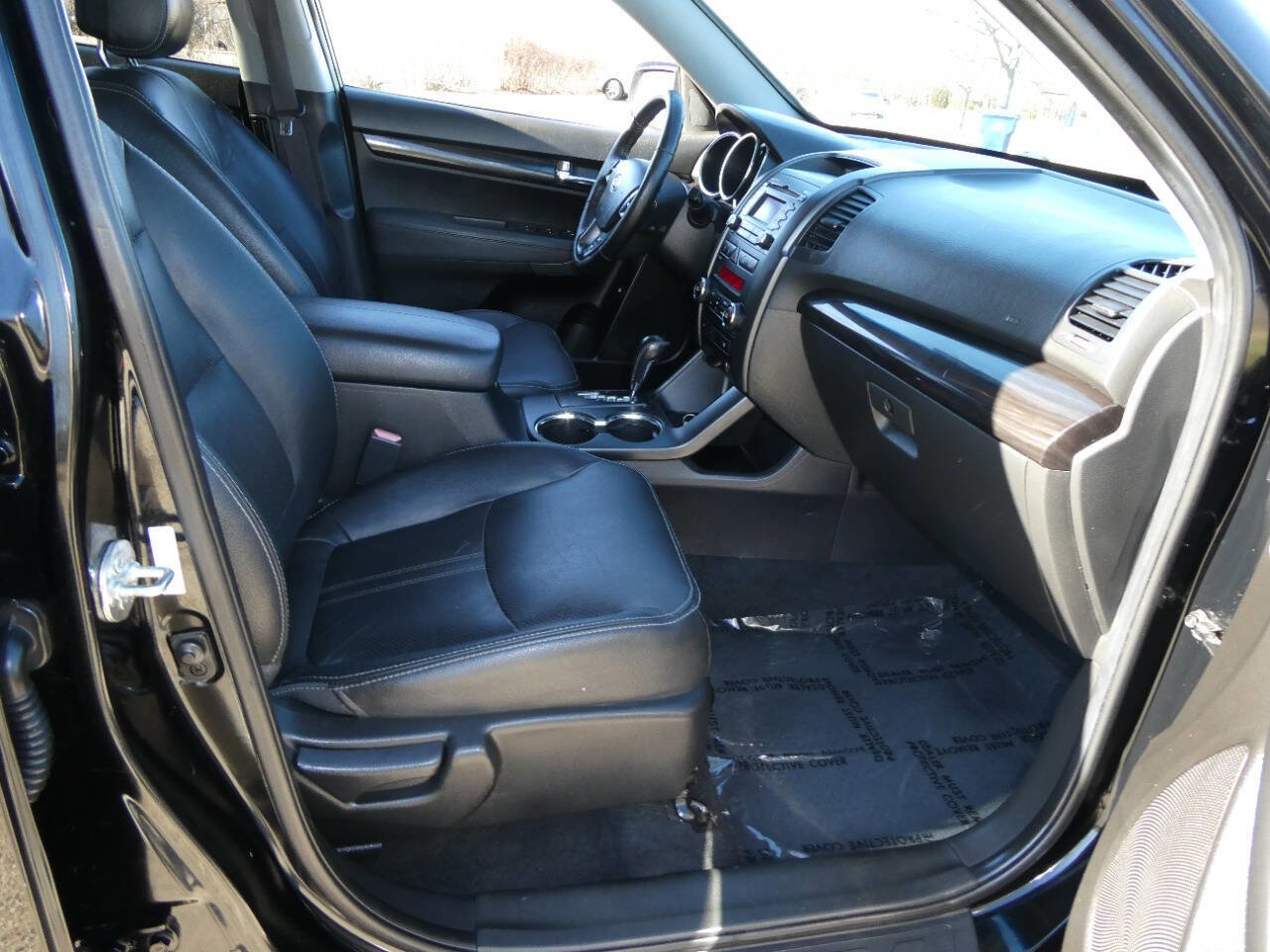 Used 2011 Kia Sorento EX w/ Premium Pkg image 19