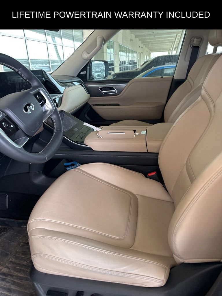Certified 2025 INFINITI QX80 Pure AWD/4WD image 4