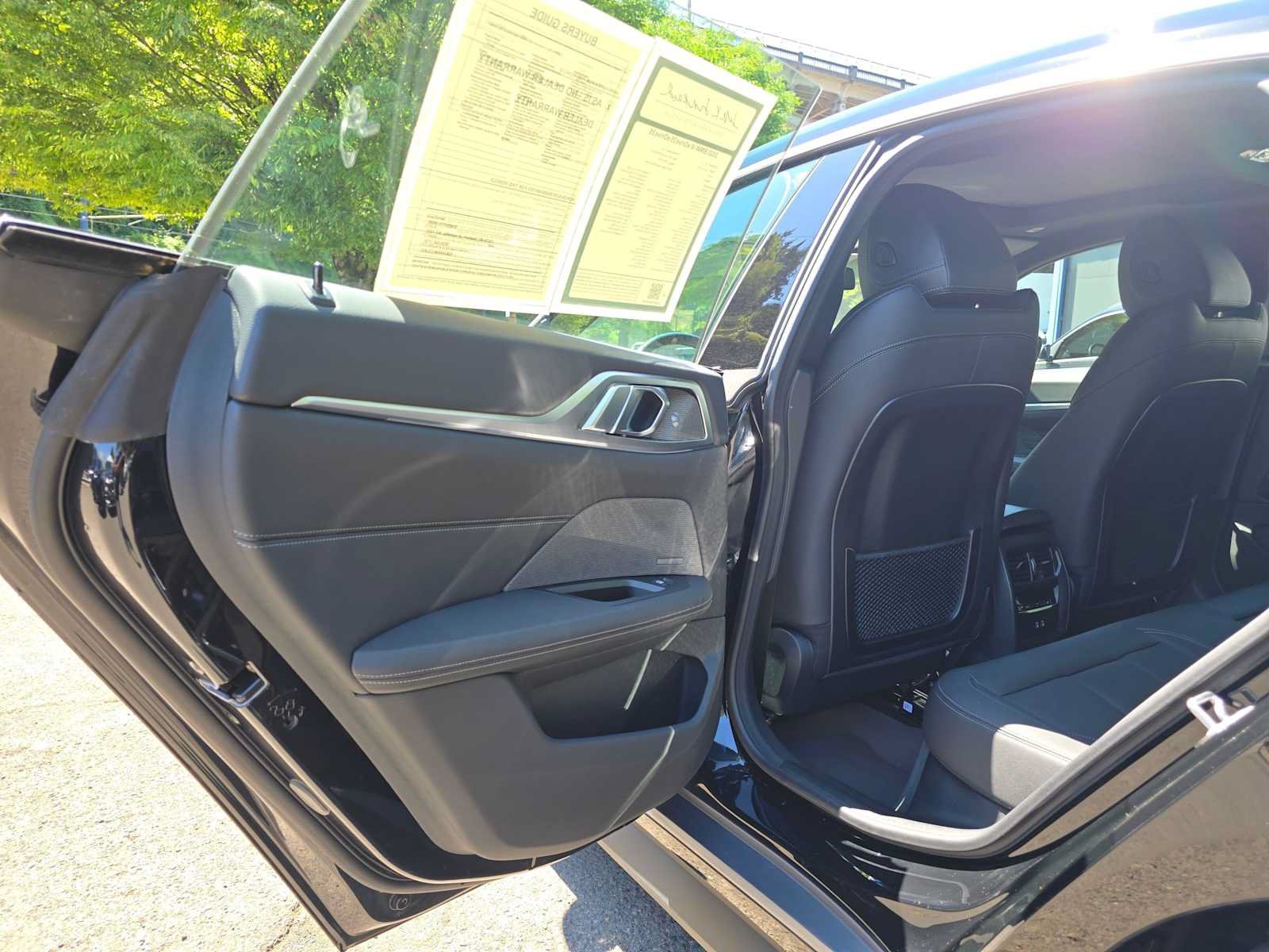 Used 2023 BMW i4 eDrive35 w/ Premium Package RWD image 15