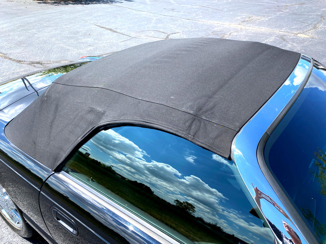 Used 2002 Ford Thunderbird Deluxe image 49