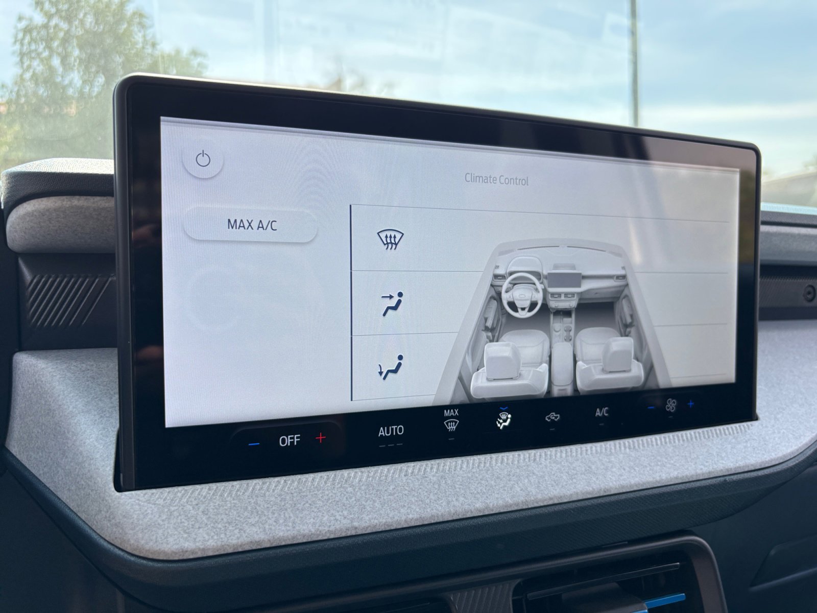 New 2026 Ford Maverick XLT image 31