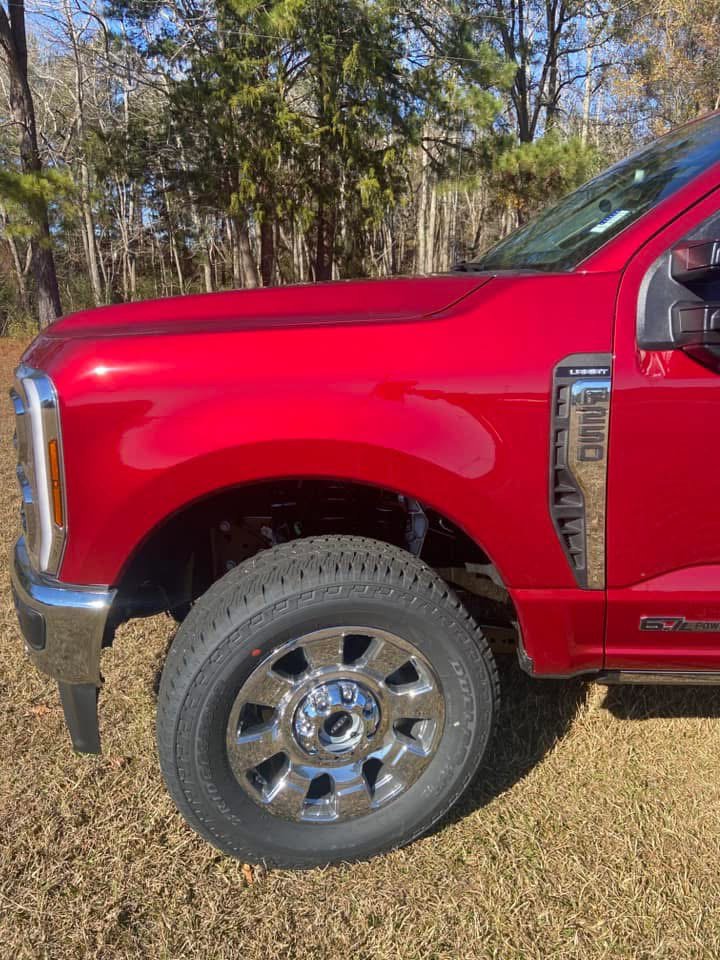 New 2025 Ford F250 Lariat w/ Lariat Ultimate Package image 6