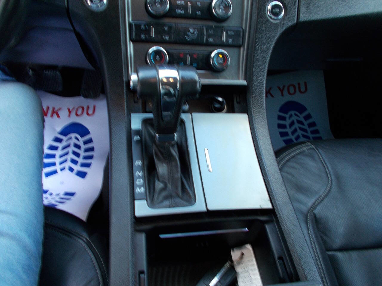 Used 2010 Ford Taurus Limited image 13