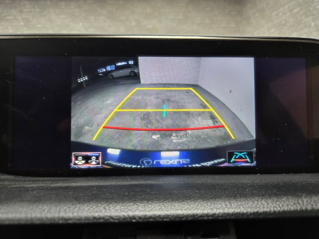 Used 2019 Lexus ES 350 Luxury w/ Accessory Package 2 image 27