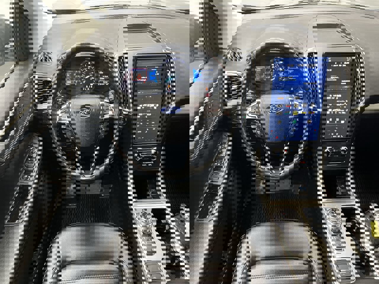 Used 2023 Ford Edge SEL w/ Convenience Package image 13