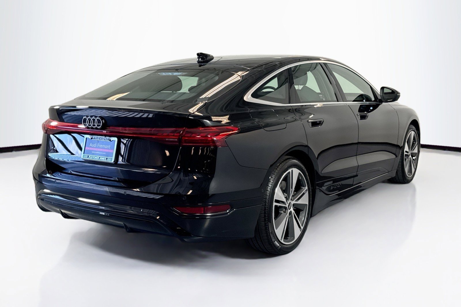 Used 2025 Audi A6 e-tron Prestige w/ Black Warm Weather Package RWD image 5