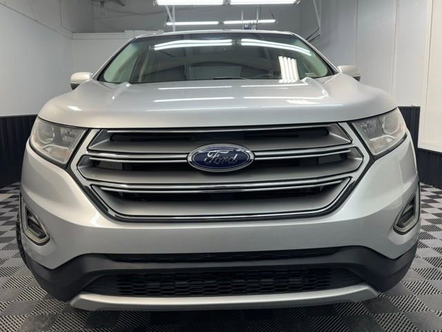 Used 2018 Ford Edge Titanium w/ Technology Package image 2