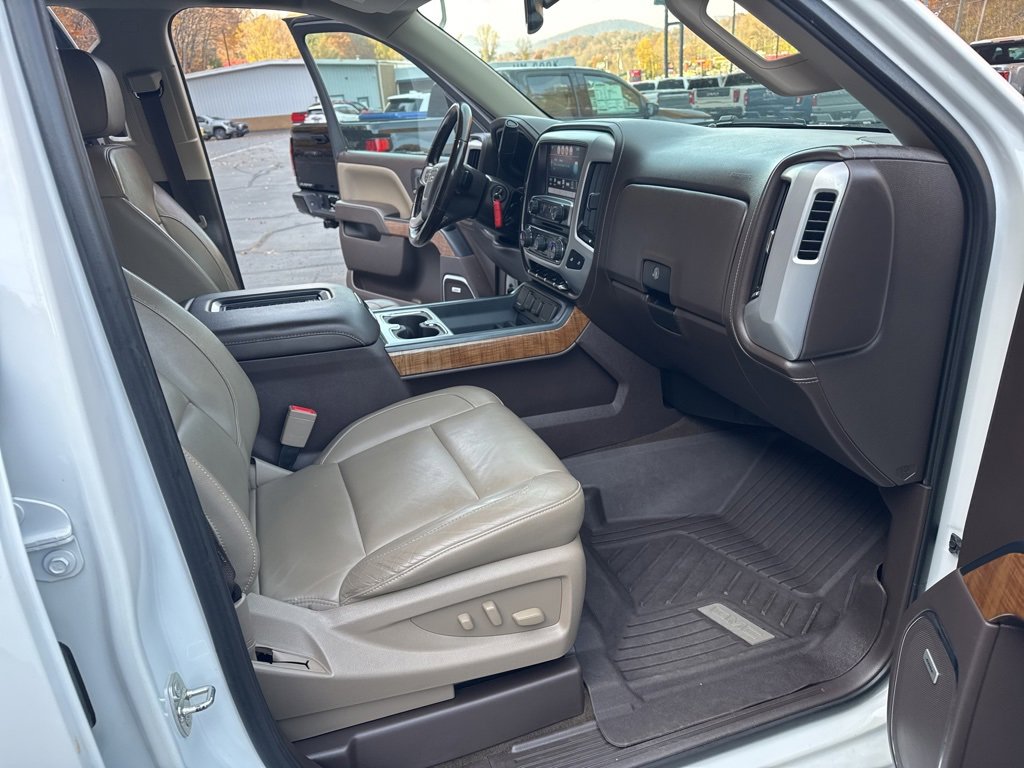 Used 2018 GMC Sierra 1500 SLT w/ SLT Premium Package image 17