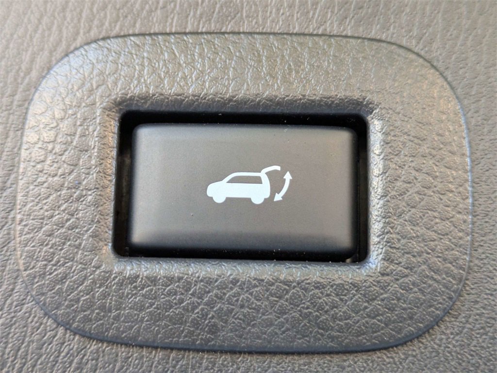 Used 2024 INFINITI QX80 Sensory image 14