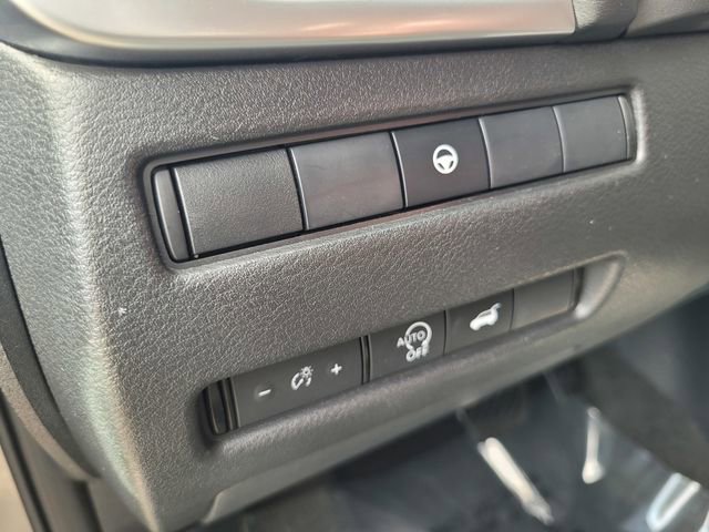 Certified 2024 Nissan Rogue SV image 19