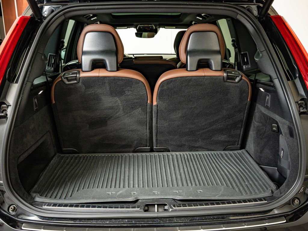 Used 2022 Volvo XC90 T6 Momentum AWD/4WD image 20