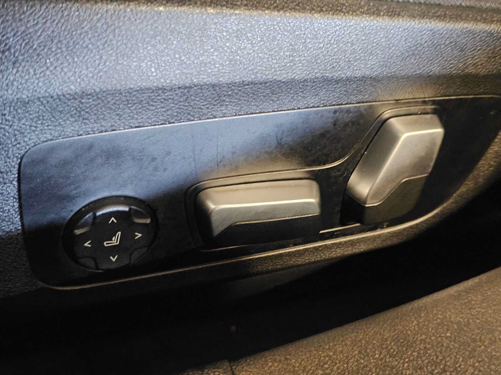 Used 2023 BMW i4 eDrive35 RWD image 23