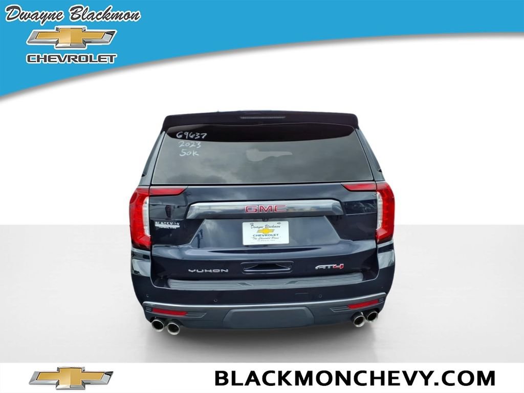 Used 2023 GMC Yukon AT4 w/ Technology Package AWD/4WD image 4
