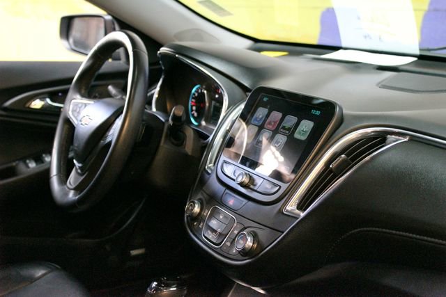 Used 2016 Chevrolet Malibu LT w/ True North Edition FWD image 10