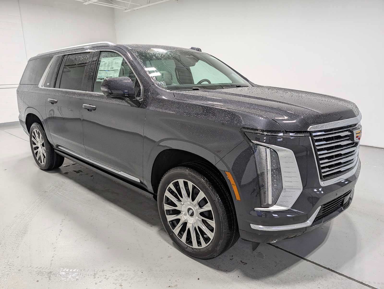 New 2026 Cadillac Escalade ESV Platinum Luxury AWD/4WD image 6
