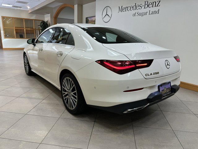 Used 2025 Mercedes-Benz CLA 250 image 3