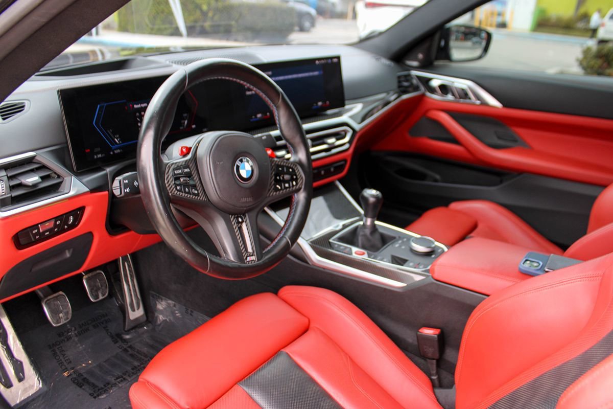 Used 2024 BMW M4 Coupe w/ Executive Package image 16