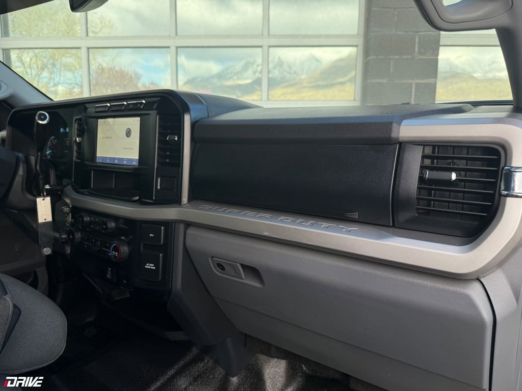 Used 2023 Ford F350 XLT image 24