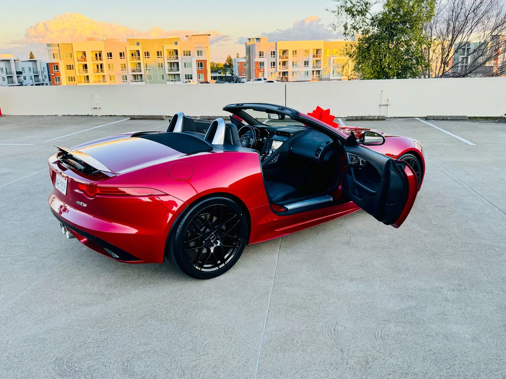 Used 2017 Jaguar F-TYPE S image 50